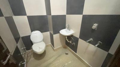 Bathroom Image of 350 Sq.ft 1 BHK Builder Floor for sale in Sector 8 Rohini New Delhi for Rs. 3850000