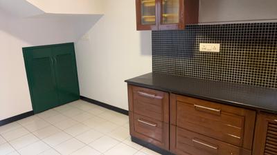 Kitchen Image of 3372 Sq.ft 6 BHK Penthouse for rent in Orchid Golden Orchid, Lavelle Road Bengaluru for Rs. 190000