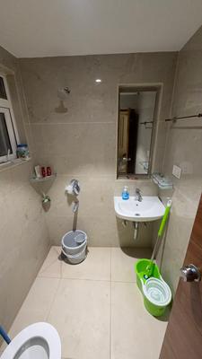 Bathroom Image of 500 Sq.ft 1 BHK Apartment / Flat for rent in Maruthi Sevanagar Bengaluru for Rs. 40000