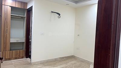 Bedroom Image of 1050 Sq.ft 3 BHK Builder Floor for rent in Sector 7 Rohini New Delhi for Rs. 37000
