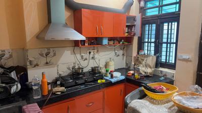 Kitchen Image of 1250 Sq.ft 2 BHK Builder Floor for rent in Ashiyana Lucknow for Rs. 18000