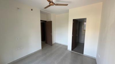 Bedroom Image of 650 Sq.ft 2 BHK Apartment / Flat for rent in Dosti West County, Thane West Thane for Rs. 30000