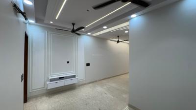 Living Room Image of 1000 Sq.ft 2 BHK Builder Floor for rent in Janakpuri New Delhi for Rs. 36000