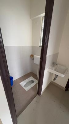 Bathroom Image of 630 Sq.ft 1 BHK Apartment / Flat for rent in Skylark Apartments RVR 7A At Riverview City, Loni Kalbhor Pune for Rs. 12499