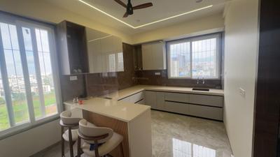 Kitchen Image of 2600 Sq.ft 4 BHK Apartment / Flat for sale in Kondhwa Budruk Pune for Rs. 32500000