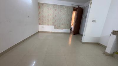 Living Room Image of 980 Sq.ft 3 BHK Apartment / Flat for sale in ROF Amaltas, Sector 92 Gurgaon for Rs. 7000000