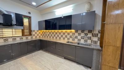 Kitchen Image of 2700 Sq.ft 4 BHK Builder Floor for sale in Sector 35 Faridabad for Rs. 27000000