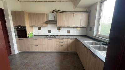 Kitchen Image of 2800 Sq.ft 3.5 BHK Apartment / Flat for rent in Unitech Harmony, Sector 50 Gurgaon for Rs. 72000