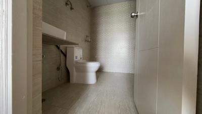Image of 1350 Sq.ft 3 BHK Apartment / Flat for sale in Fragrance Homes, Siddharth Vihar, Ghaziabad for Rs. 13300000