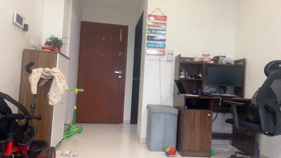 Living Room Image of 684 Sq.ft 2 BHK Apartment / Flat for rent in Rustomjee Urbania Aurelia, Thane West Thane for Rs. 44500