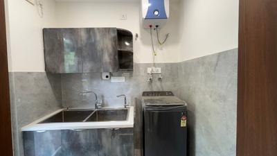 Kitchen Image of 2250 Sq.ft 3 BHK Builder Floor for sale in Sector 28 Faridabad for Rs. 33000000