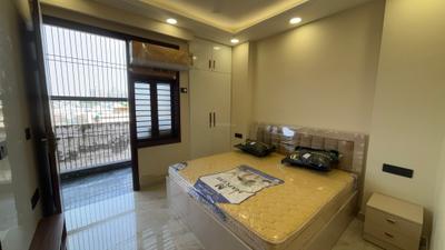 Bedroom Image of 985 Sq.ft 1 BHK Builder Floor for rent in Sector 52 Gurgaon for Rs. 38000