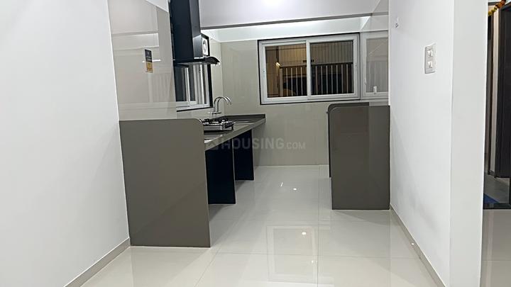 Midori Tower Main Image 1