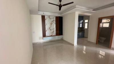 Living Room Image of 750 Sq.ft 2 BHK Apartment / Flat for sale in Signature Global The Millennia 3, Sector 37D Gurgaon for Rs. 8000000