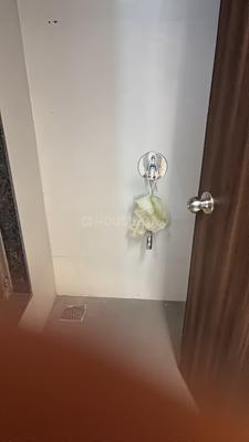 Bathroom Image of 500 Sq.ft 1 BHK Apartment / Flat for rent in Lodha Quality Home Tower 4, Thane West Thane for Rs. 30000