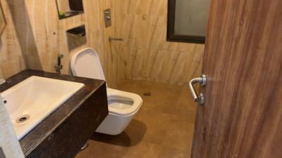 Image of 1059 Sq.ft 2 BHK Apartment / Flat for sale in Lodha Sterling Tower C, Thane West, Thane for Rs. 21500000