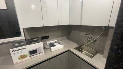 Kitchen Image of 580 Sq.ft 1 RK Builder Floor for rent in Greenwood Signatute Suites, Sector 46 Gurgaon for Rs. 23000
