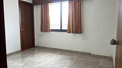 Bedroom Image of 2200 Sq.ft 3 BHK Apartment / Flat for sale in Spectrum Elegance, Gota Ahmedabad for Rs. 11500000
