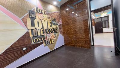 Bedroom Image of 1450 Sq.ft 3 BHK Apartment / Flat for sale in Vasundhara Ghaziabad for Rs. 9500000