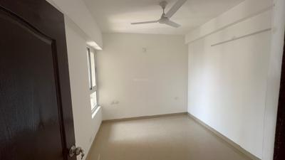 Bedroom Image of 840 Sq.ft 2 BHK Apartment / Flat for rent in Aditya Urban Homes Phase 1A, Bamheta Village Ghaziabad for Rs. 12000