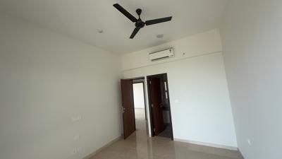 Bedroom Image of 1500 Sq.ft 3 BHK Apartment / Flat for rent in Piramal Mahalaxmi, Worli Mumbai for Rs. 300000