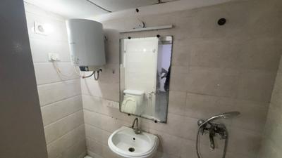Image of 820 Sq.ft 2 BHK Apartment / Flat for rent in Gaur City 2 16th Avenue, Noida Extension, Greater Noida for Rs. 18000