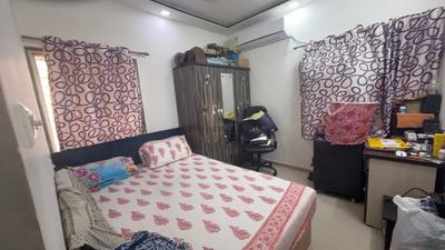 Bedroom Image of 980 Sq.ft 2 BHK Apartment / Flat for sale in Bakeri Smarana Apartments, Vejalpur Ahmedabad for Rs. 5200000