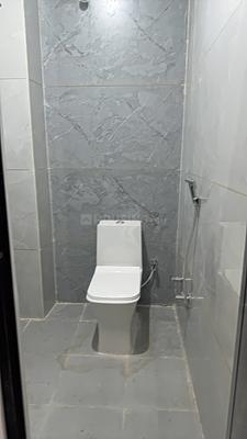 Image of 400 Sq.ft 2 BHK Builder Floor for rent in Roberts Lines, Lucknow for Rs. 15000