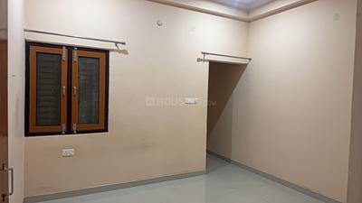 Bedroom Image of 1350 Sq.ft 2 BHK Builder Floor for rent in Indira Nagar Lucknow for Rs. 20000