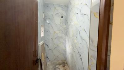 Bathroom Image of 800 Sq.ft 1 BHK Builder Floor for rent in Saket RWA, Saket New Delhi for Rs. 30000