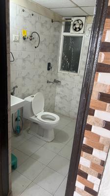 Image of 1458 Sq.ft 3 BHK Apartment / Flat for rent in Sethi Max Royal, Sector 76, Noida for Rs. 52000