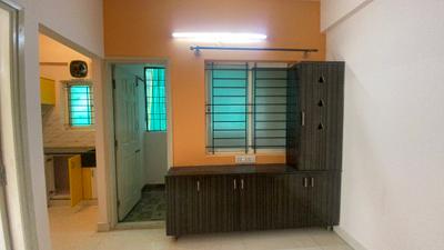 Living Room Image of 500 Sq.ft 1 BHK Apartment / Flat for rent in Munnekollal Bengaluru for Rs. 25000