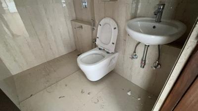 Image of 1355 Sq.ft 3 BHK Apartment / Flat for sale in Ruparel Ariana, Wadala, Mumbai for Rs. 39000000