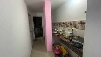 Kitchen Image of 1100 Sq.ft 2 BHK Builder Floor for rent in Hyderguda Hyderabad for Rs. 7500