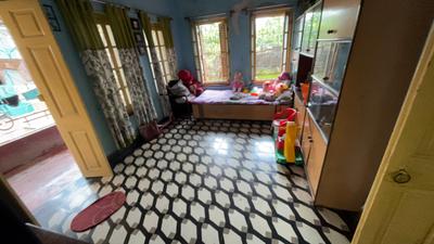 Bedroom Image of 3000 Sq.ft 9 BHK Independent House for sale in Paikpara Kolkata for Rs. 18000000