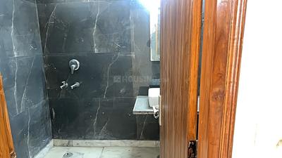Image of 1900 Sq.ft 3 BHK Builder Floor for sale in Sector 8 Dwarka, New Delhi for Rs. 18000000