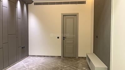 Bedroom Image of 4896 Sq.ft 4 BHK Builder Floor for sale in Model Town New Delhi for Rs. 75000000
