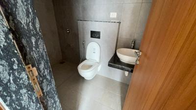 Image of 1080 Sq.ft 2.5 BHK Apartment / Flat for rent in Kharadi, Pune for Rs. 43000