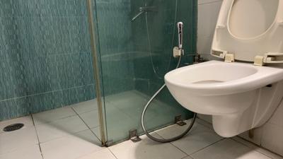 Bathroom Image of 1450 Sq.ft 3 BHK Apartment / Flat for rent in DDA Flats Sarita Vihar, Sarita Vihar New Delhi for Rs. 72000