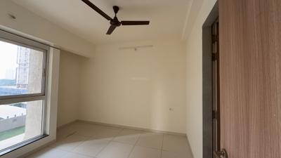 Bedroom Image of 1300 Sq.ft 3 BHK Apartment / Flat for rent in Godrej Emerald, Thane West Thane for Rs. 34000