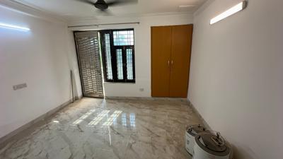 Bedroom Image of 1800 Sq.ft 3 BHK Builder Floor for sale in Ashoka Enclave Faridabad for Rs. 19000000
