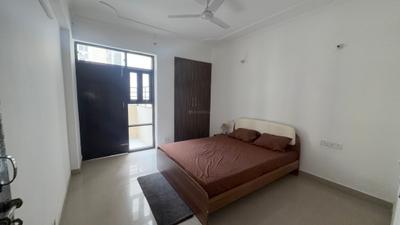 Bedroom Image of 1700 Sq.ft 3 BHK Apartment / Flat for sale in Cosmos Golden Heights, Crossings Republik Ghaziabad for Rs. 11400000