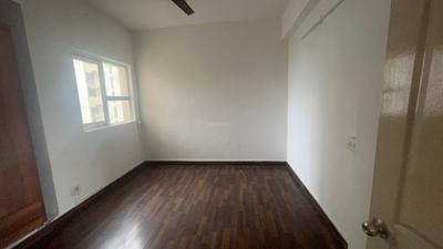 Bedroom Image of 1285 Sq.ft 3 BHK Apartment / Flat for sale in Paras Tierea, Sector 137 Noida for Rs. 10500000
