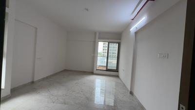 Bedroom Image of 990 Sq.ft 2 BHK Apartment / Flat for rent in Majestique Towers East, Upper Kharadi Pune for Rs. 35000