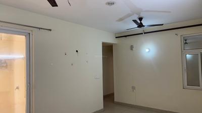 Living Room Image of 1250 Sq.ft 3 BHK Apartment / Flat for rent in Supertech Eco Village 3, Noida Extension Greater Noida for Rs. 16500