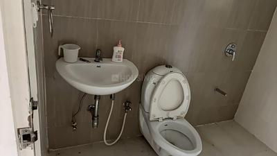 Image of 1800 Sq.ft 3 BHK Apartment / Flat for rent in Adani The Meadows, Shantigram, Ahmedabad for Rs. 32000