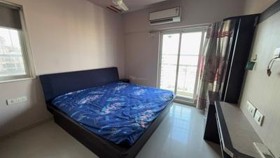 Bedroom Image of 1000 Sq.ft 2 BHK Apartment / Flat for rent in Hiranandani Estate Thane for Rs. 40000