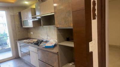 Kitchen Image of 2700 Sq.ft 4 BHK Independent House for rent in Sector 56 Gurgaon for Rs. 65000