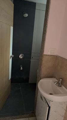 Image of 1350 Sq.ft 2 BHK Apartment / Flat for rent in Narolgam, Ahmedabad for Rs. 17500