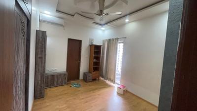 Bedroom Image of 1400 Sq.ft 3 BHK Apartment / Flat for rent in Skyi Songbirds , Bhugaon Pune for Rs. 35000